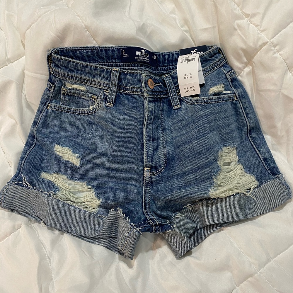 💗brand new hollister jean shorts